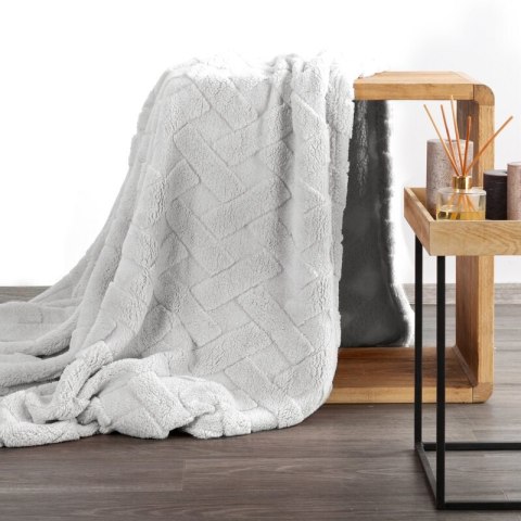 Wohndecke CARO, Design91, Karierte Kuscheldecke ideales Geschenk Weiche, warme Decke 200x220 cm silber