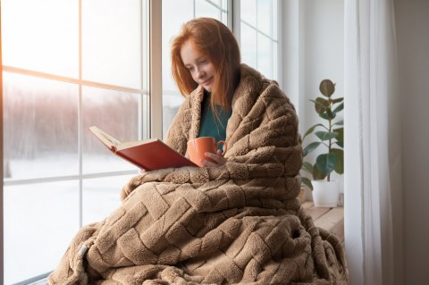 Kuschelweiche Decke CARO, moderne Steppung 70x160 dunkelbeige